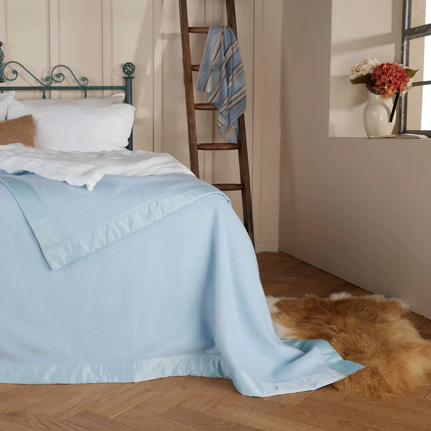 Duchess Merino Blanket - Image 9