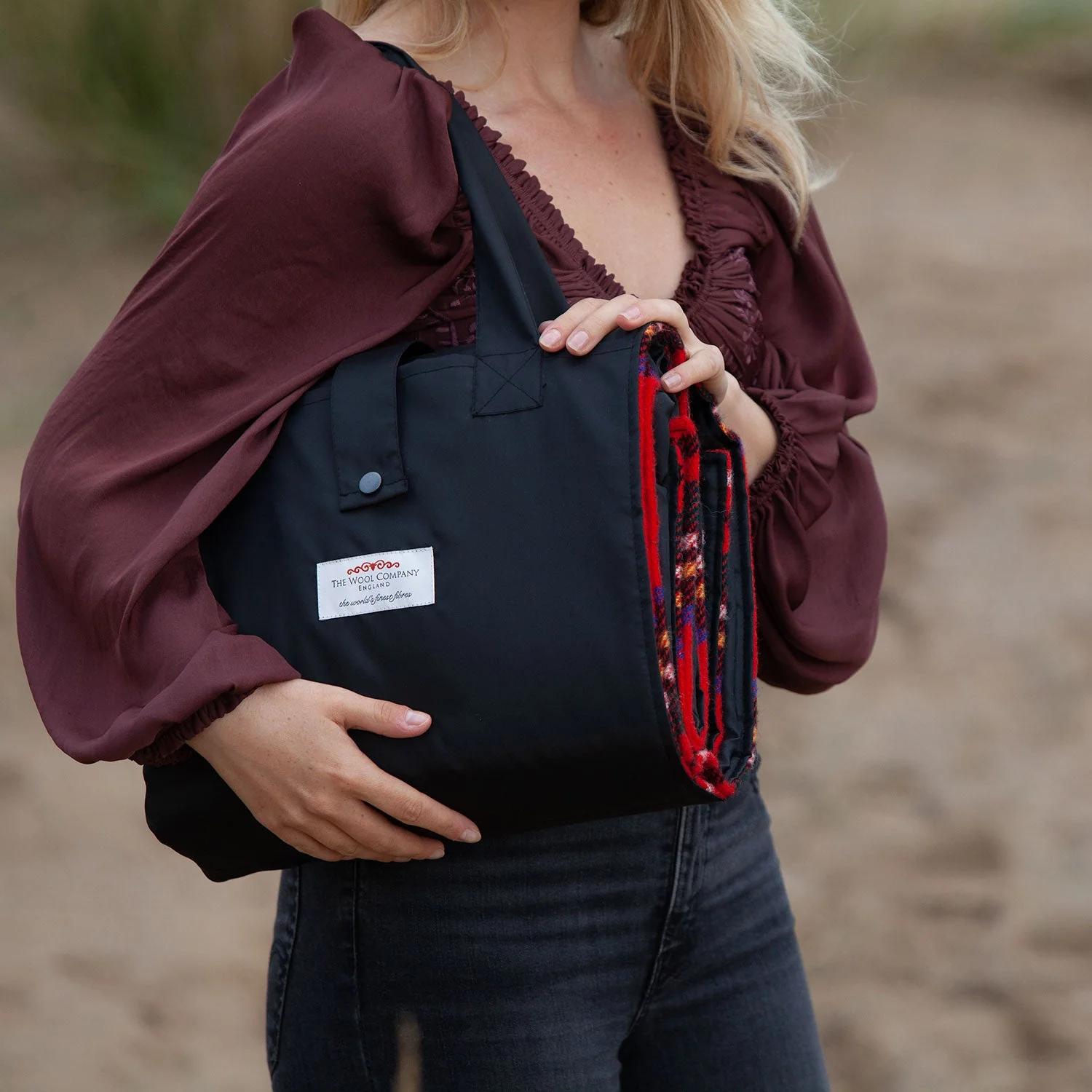 Large Eventer Wool Picnic Rug Royal Stewart - Image 3