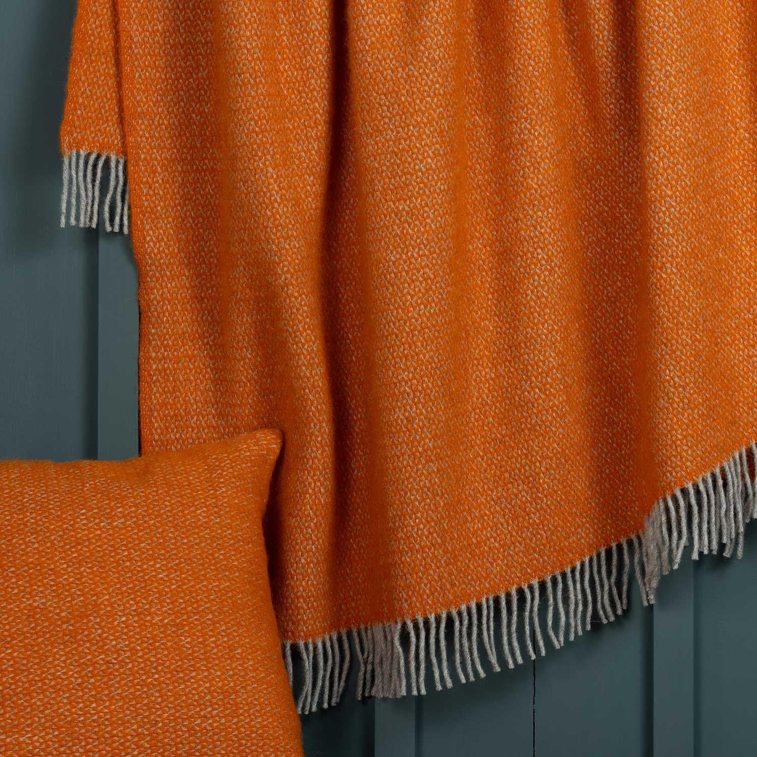 Pure New Wool Throw Pumpkin - Image 3