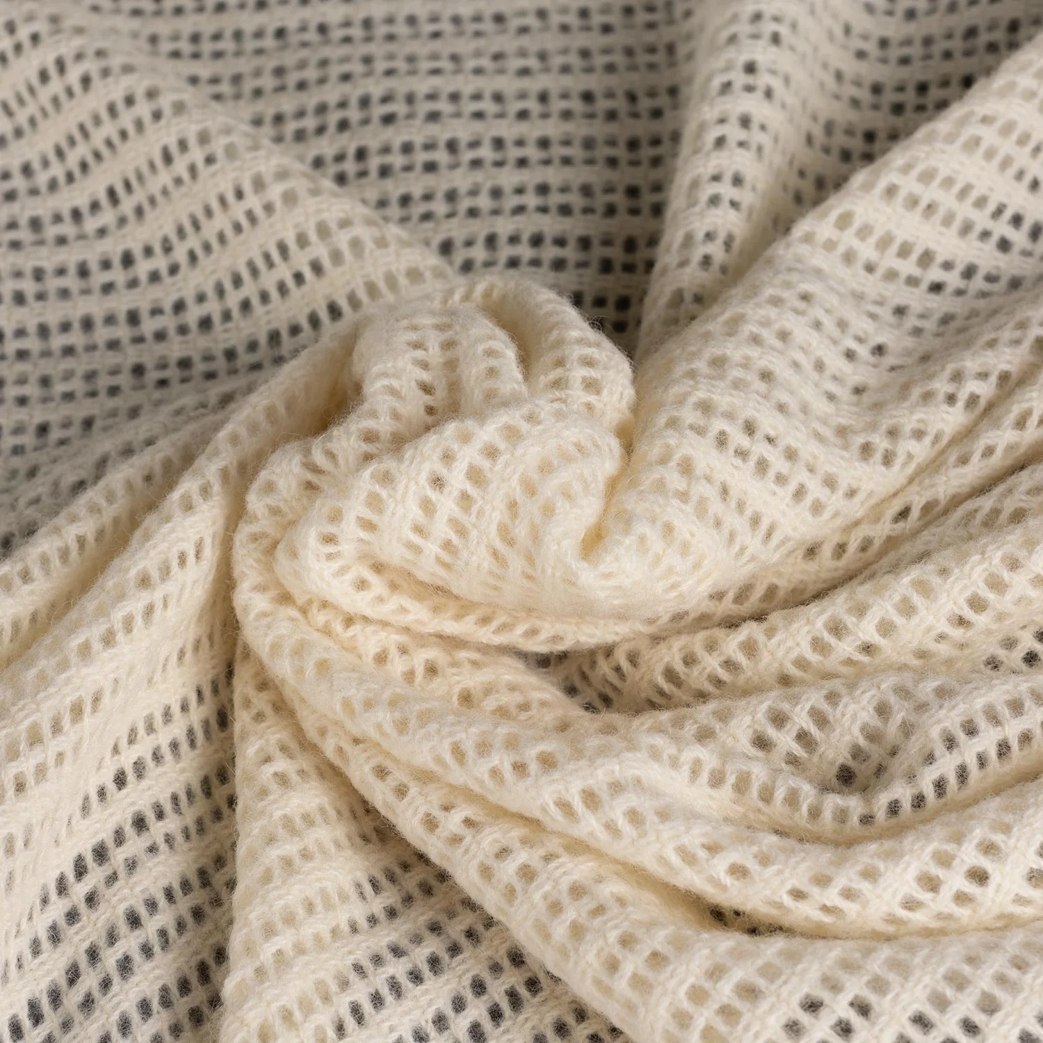 Wool Cellular Blanket - Image 16